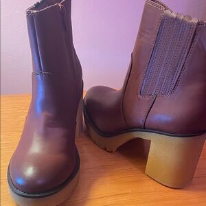 Stylish Brown Heeled Boots